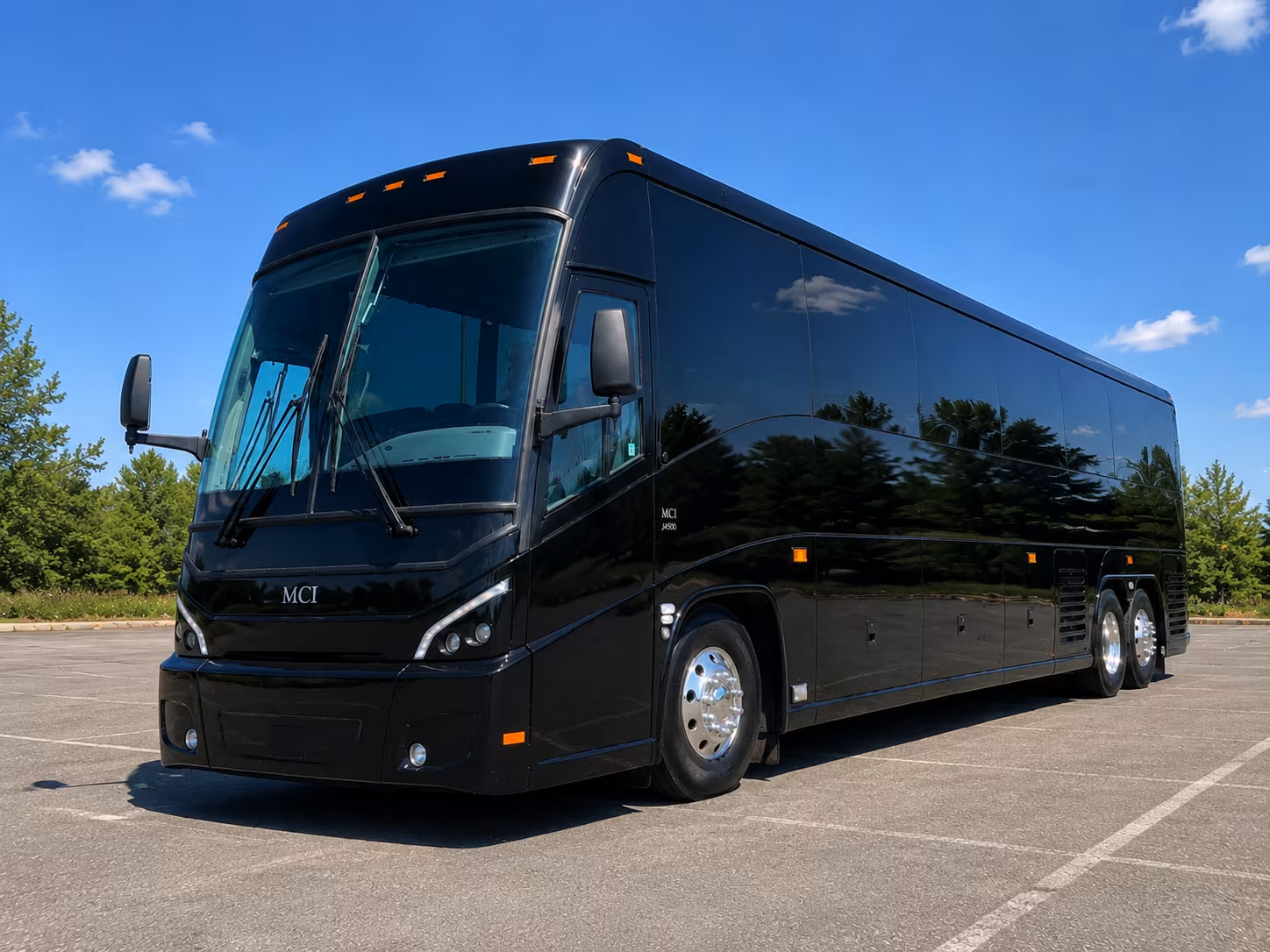 a charter bus makes columbia cup weekend on the columbia river easy
