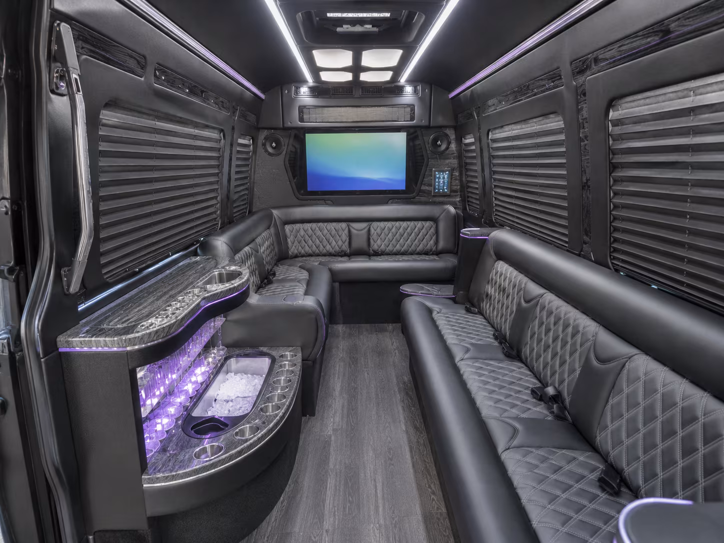 richland 50 passenger party bus
